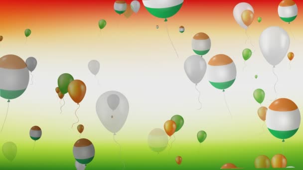 Trojbarevné Létající Balónky Obloze Šťastný Den Nezávislosti Srpna Animace Blahopřání — Stock video