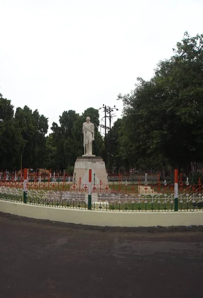 ティランガ ヤトラ Rajkot Gujarat インド Dated 2023での装飾 マハトマガンジー像でのストリートデコレーション ハーガルティランガヤトラ インドの首相 — ストック写真