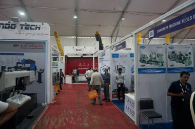 Rajkot, Gujarat, Hindistan. 27 Eylül 2024. Indo Tech 'in yanındaki sokak görüntüsü, Rajkot Machine Tools 2024.