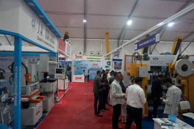 Rajkot, Gujarat, Hindistan. 27 Eylül 2024. Shk stop, Rajkot Makine Araçları Göster 2024.