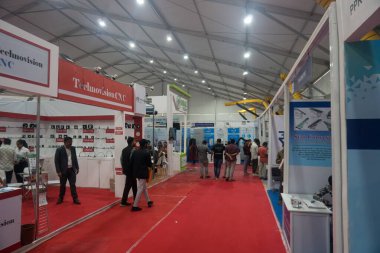 Rajkot, Gujarat, Hindistan. 27 Eylül 2024. Oyalama süresi, Rajkot Makina Araçları Göster 2024.