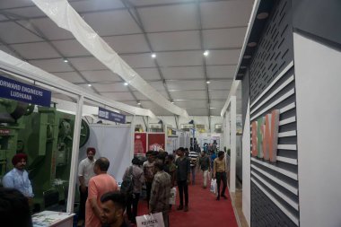 Rajkot, Gujarat, Hindistan. 27 Eylül 2024. İleri Mühendislik Alanı, Rajkot Makine Araçları 2024.