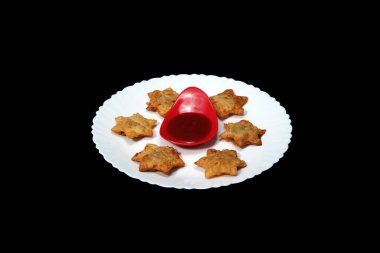 Hafif ve Flaky Golden Star Aloo Puffs ve Lezzetli Domates Dalı - En İyi Hint Partisi Aperatifi!