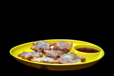 Flaky ve Çıtır Yıldızlı Puf Börekleri ve Cesur Domates Tekmesi - Her Olay İçin Çarpıcı Bir Parti!