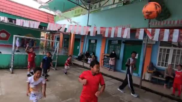 Boys Playing Ball Goalkeeper Throws Ball Forward Video Footage South — Stockvideo