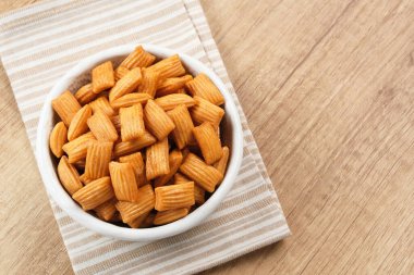 Pang Pang, Endonezya geleneksel çerezi, yastık şeklinde.