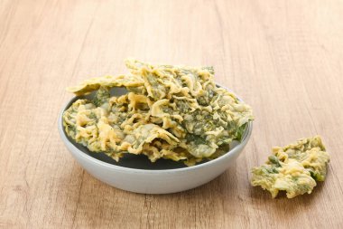 Keripik Bayam (Ispanak Krakerleri), Endonezya geleneksel çerezi