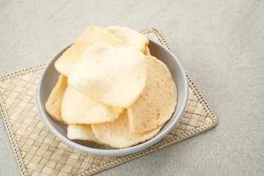 Kerupuk Udang, Çıtır Karides Krakerleri 