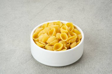 Masada çiğ makarna var, boşluğu kopyala