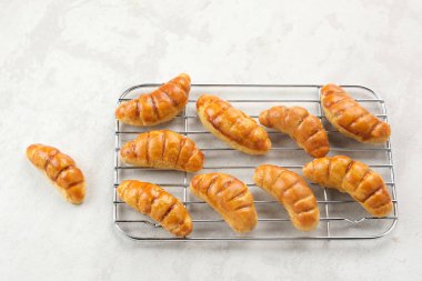 İçinde ananas reçeli olan nastar kurabiyeleri. Ramazan ve İdul Fitri ayı boyunca tanıdık geldi. 