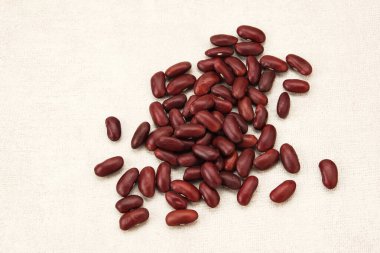 Kacang Merah ya da Kırmızı Böbrek Fasulyesi, gıda malzemeleri.
