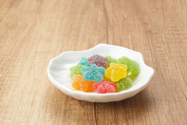 Renkli meyveli jöle şekeri. Boşluğu kopyala