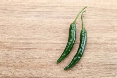 Taze organik yeşil biber. 