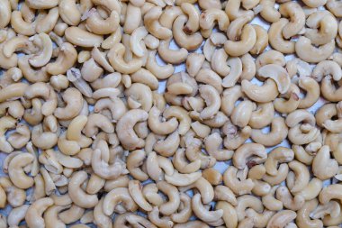 Kavrulmuş Ceviz, fırın işlemi.