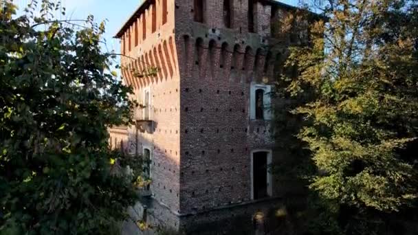 Drone Aéreo Paisagem Sobre Castelo Medieval Galliate Itália — Vídeo de Stock