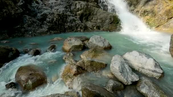 Krajobraz Alpejski Wodospadach Folgorida — Wideo stockowe