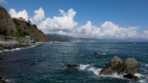 Aerial Drone Θαλάσσιο Τοπίο Στις Ιταλικές Ακτές — Αρχείο Βίντεο