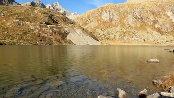 Alpenlandschap Aan Een Meer Italiaanse Dolomieten — Stockvideo