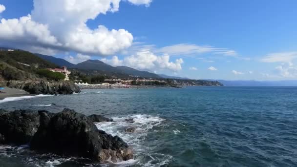 Aerial Drone Θαλάσσιο Τοπίο Στις Ιταλικές Παραλίες — Αρχείο Βίντεο