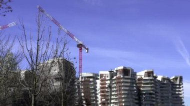 Milano 'nun Bahar Manzarası İnşaat Altında
