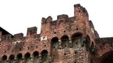 Milano 'daki Sforza Kalesi' nin Antik Harabeleri