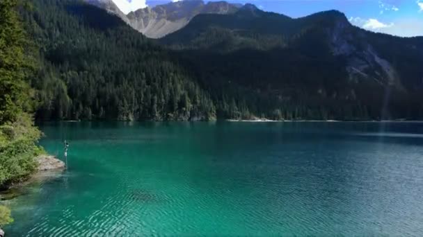 Drohne Aus Der Luft Tovelsee Ein Einzigartiger Bergsee — Stockvideo
