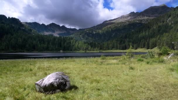 Malghette Gölü Üzerindeki Dolomite Manzarası — Stok video