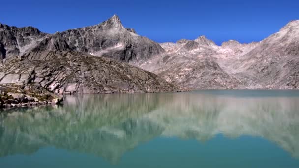 ヴェーデッタ湖 氷河のシルトで色を変える湖 — ストック動画