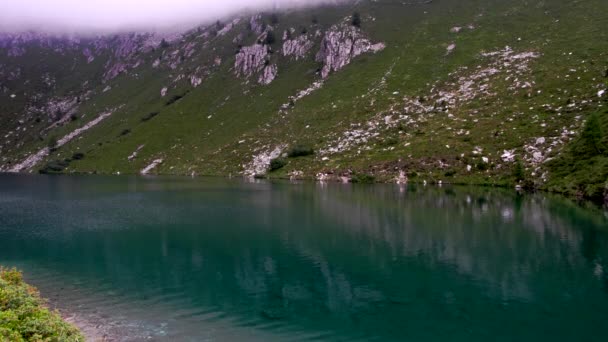 Λίμνη Του Ριτόρτο Ένας Παράδεισος Στους Δολομίτες — Αρχείο Βίντεο