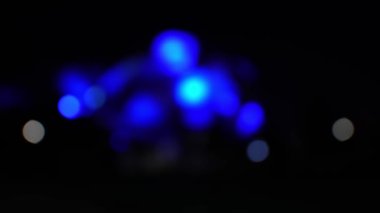  Gece Sahneleri - Milano 'da mavi ışıklı bina