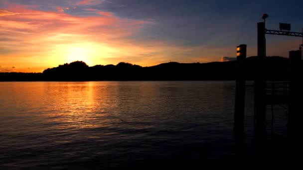 アンジェラ港の素晴らしい夕日 ストック動画