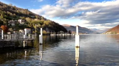  Lugano Gölü 'nde sonbahar manzarası