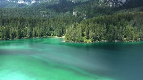 Spektakularny Krajobraz Alpejskim Jeziorze — Wideo stockowe