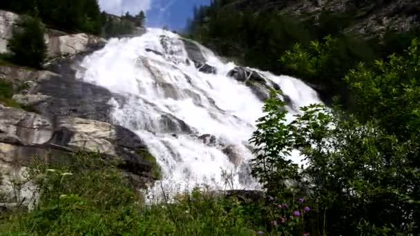 Letnie Krajobrazy Fantastyczne Wodospady Toce — Wideo stockowe