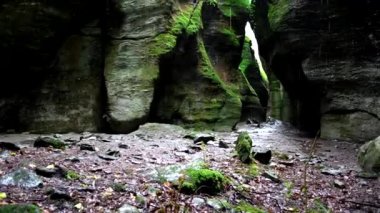 Yağmurda Orridi di di Uriezzo 'yu keşfediyorum.