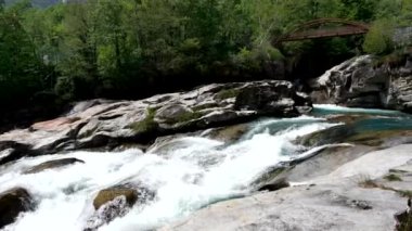  Taş devleri, Marmitte di Uriezzo