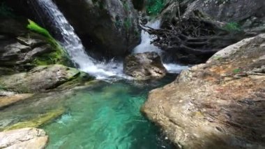  Pozze di Erve 'nin sükunetine dalmış.