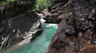 Marmitte dei Giganti 'de doğal harikalar.