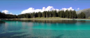  Anamorfik Lens - Montagnoli Gölü 'nü keşfedin, turkuaz suları olan bir Alp mücevheri