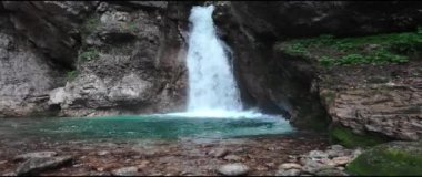 Anamorfik Mercek - Fantastik Manzara - İtalya 'da Pison Şelalesi
