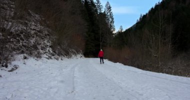 Buzul Yolu 'ndaki Çocuk