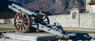 Dünya Savaşı 'nın İtalyan topları