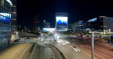 Milano 'daki Gae Aulenti bölgesinde 01-11-2025' te Nightlapse
