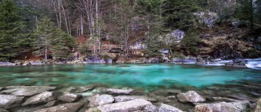 Turkuaz Büyüsü, Rüya Gibi Bir Dolomite Gölü Yolculuğu