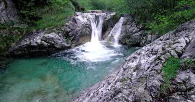 İtalya, Vertova Vadisi 'nde bahar manzarası
