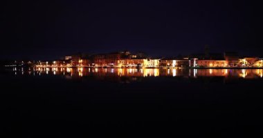 Gece Sahneleri - Suyun Işıkları