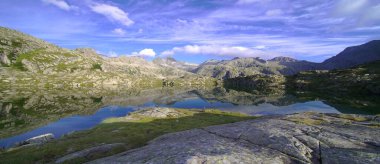 Muhteşem Kara Göl, Dolomitlerin mücevheri.
