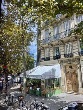 Atmosferik Paris Kafesi