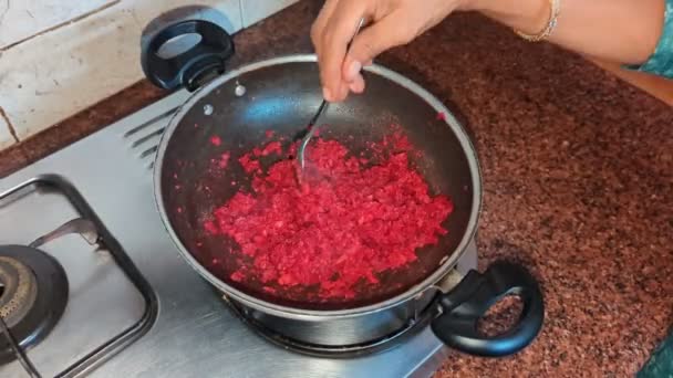 Person Cooking Purple Red Vegetarian Indian Salad Dish While Stirring — Stock Video