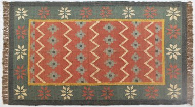 Orijinal El, yüksek çözünürlüklü örgü ve baskılı halı, kilim ve banyo minderi.